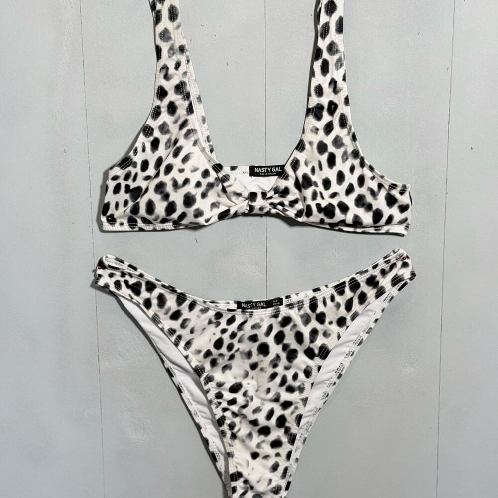 Nasty Gal Black and White Leopard Print Bikini Swimsuit Women's Sz L